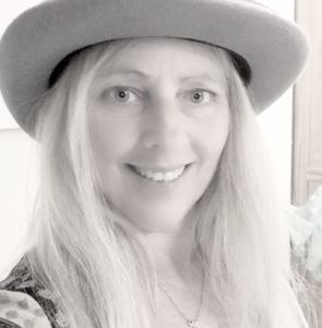 Meet your Posher, Cindy